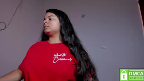 Snapshot of little_shaara chatting on 8, 10, 2025 Shaara  online show from 8, 10, 2025