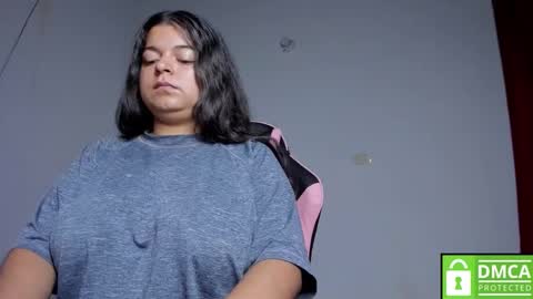 Snapshot of little_shaara chatting on 15, 10, 2025 Shaara  online show from 15, 10, 2025