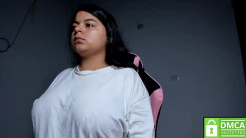 Snapshot of little_shaara chatting on 29, 10, 2025 Shaara  online show from 29, 10, 2025