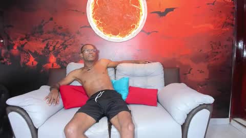 Snapshot of little_show_sexy chatting on 22, 3, 2026 little_show_sexy online show from 22, 3, 2026