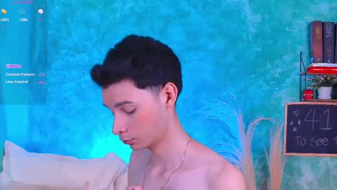 Snapshot of little_twiink chatting on 13, 9, 2025 Juan Ferrer online show from 13, 9, 2025