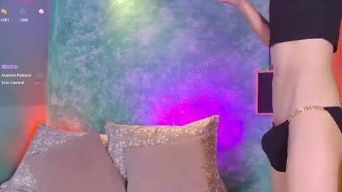 Snapshot of little_twiink chatting on 1, 11, 2025 Juan Ferrer online show from 1, 11, 2025