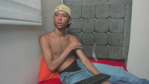 Snapshot of little_twink19x chatting on 26, 2, 2026 JESSAR online show from 26, 2, 2026