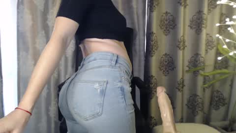 Snapshot of littleflowers chatting on 12, 2, 2025 Your little flower online show from 12, 2, 2025