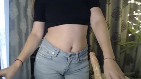 Snapshot of littleflowers chatting on 16, 2, 2025 Your little flower online show from 16, 2, 2025