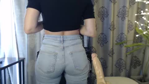 Snapshot of littleflowers chatting on 5, 3, 2025 Your little flower online show from 5, 3, 2025