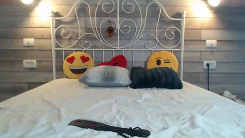 Snapshot of littleflowers chatting on 17, 3, 2026 Your little flower online show from 17, 3, 2026