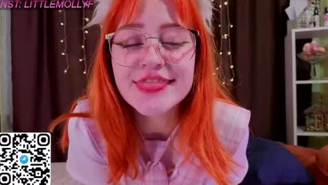 Snapshot of littlefoxyhole chatting on 29, 5, 2026 Molly online show from 29, 5, 2026
