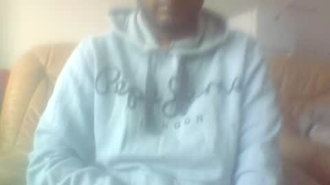 Snapshot of littleindiancock4girls chatting on 17, 12, 2025 littlekiki online show from 17, 12, 2025