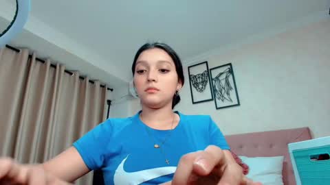 Sarahs Room online show from 10, 3, 2025