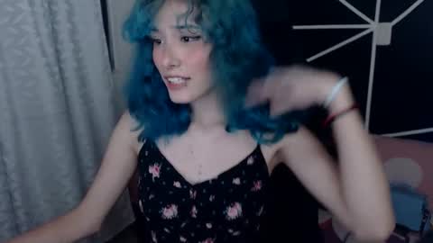 Snapshot of littlenami_ chatting on 10, 10, 2025 LAUREN online show from 10, 10, 2025