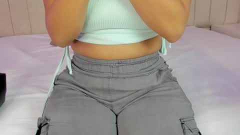 im olivia IG littleolivia01 online show from 9, 1, 2025