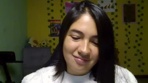 Mia  Wednesday to Sunday 730 am to 1030 am Colombian Hour D online show from 7, 11, 2025