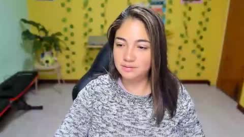 Mia  Wednesday to Sunday 730 am to 1030 am Colombian Hour D online show from 22, 3, 2026