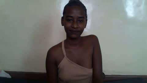 littlesandie online show from 10, 3, 2025