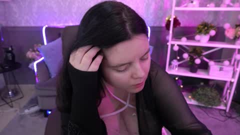Snapshot of littleshyy chatting on 26, 10, 2025 Masha online show from 26, 10, 2025