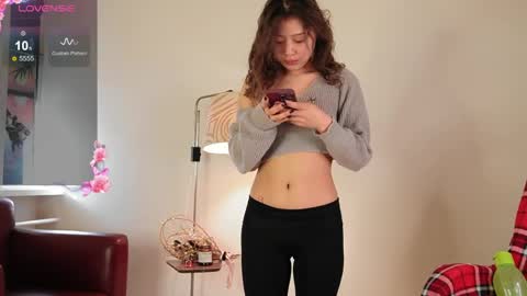 Ayumi or Yumi online show from 12, 4, 2026