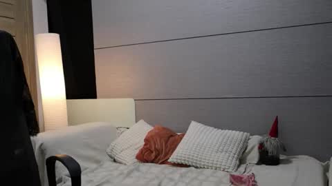 Snapshot of littlestellaspark chatting on 5, 3, 2026 littlestellaspark online show from 5, 3, 2026