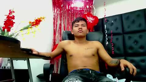 Snapshot of littletommy01 chatting on 16, 2, 2025 littletommy01 online show from 16, 2, 2025