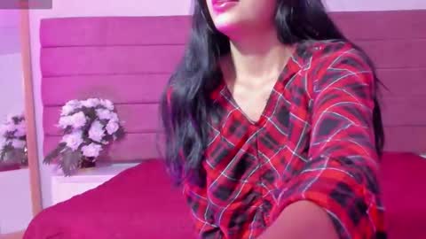 littlevaale online show from 1, 12, 2025