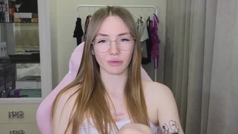 Eliana online show from 2, 2, 2025