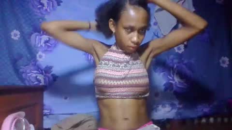 Snapshot of littleyanah chatting on 6, 6, 2026 yanah online show from 6, 6, 2026