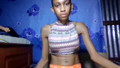 Snapshot of littleyanah chatting on 11, 7, 2026 yanah online show from 11, 7, 2026
