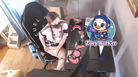 littlezoey2007 online show from 20, 9, 2025