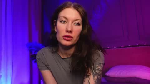 Snapshot of liv_fay chatting on 19, 12, 2025 Liv 3 online show from 19, 12, 2025