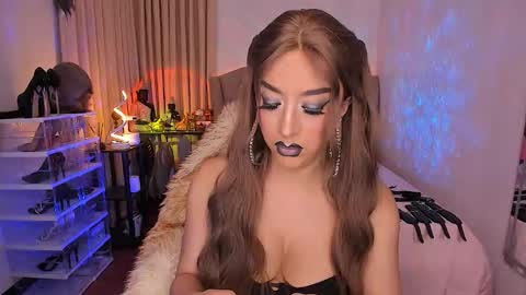 Snapshot of livecumayumi chatting on 28, 10, 2025 Goddess Ayumi online show from 28, 10, 2025