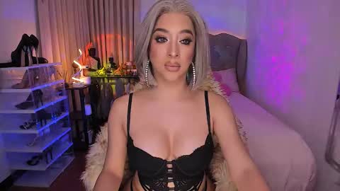 Snapshot of livecumayumi chatting on 3, 11, 2025 Goddess Ayumi online show from 3, 11, 2025