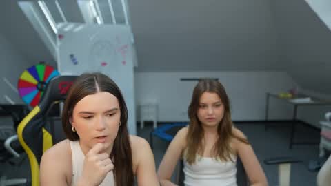 Sheryl online show from 9, 5, 2026