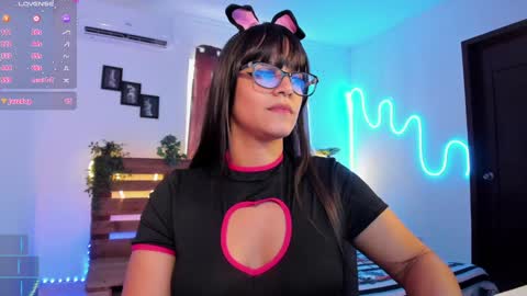 Snapshot of livfabi_ chatting on 6, 1, 2025 Livfabi  online show from 6, 1, 2025