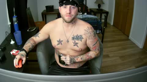 livingpuddle online show from 21, 4, 2026