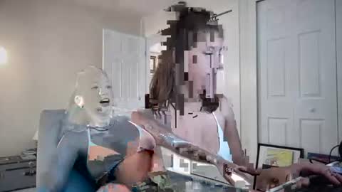 Snapshot of livvyybearxx chatting on 16, 6, 2026 liv online show from 16, 6, 2026