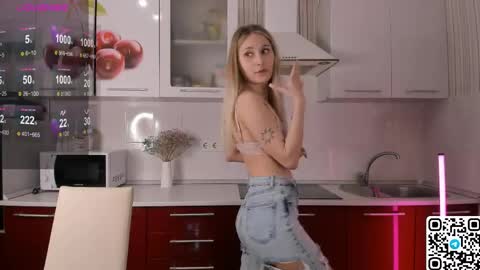 My name is Livy Nice to meet you  Thumbs up please its important online show from 4, 5, 2026