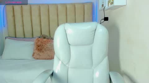 LIZ online show from 25, 2, 2025