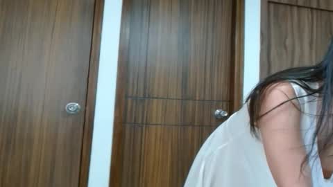 liz_fe online show from 6, 3, 2026