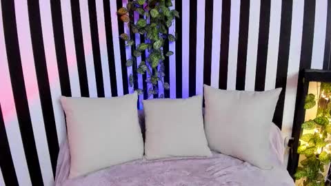 Snapshot of liz_goth chatting on 13, 1, 2026 Liz online show from 13, 1, 2026