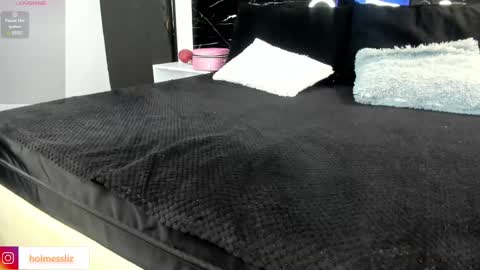 Liz  online show from 12, 1, 2025