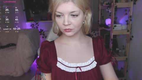 Snapshot of liza_wet chatting on 2, 3, 2025 Liza Wet online show from 2, 3, 2025