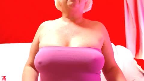 Snapshot of lizabrazzer chatting on 9, 3, 2026 LizaBrazzer online show from 9, 3, 2026