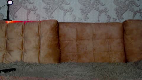 lizamartina online show from 11, 1, 2025