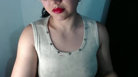 Snapshot of lizbodu chatting on 8, 10, 2025 Lizze Bodu 3 online show from 8, 10, 2025