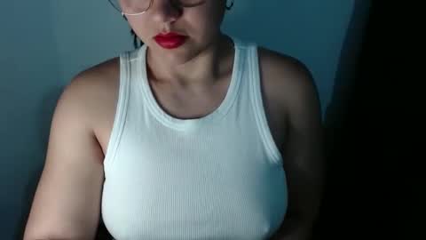 Snapshot of lizbodu chatting on 9, 10, 2025 Lizze Bodu 3 online show from 9, 10, 2025