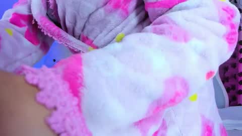 Snapshot of lizeth__b chatting on 20, 12, 2025 Lizeth online show from 20, 12, 2025