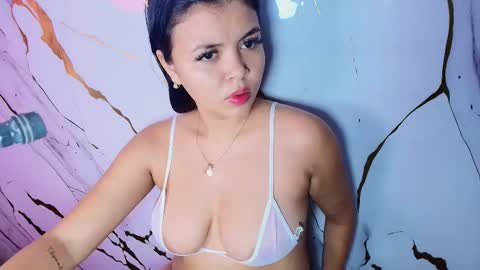 Lizz  online show from 3, 12, 2025