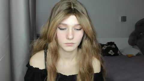 lizza_a online show from 25, 3, 2026