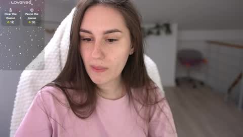 Lizi-Fox online show from 6, 5, 2026
