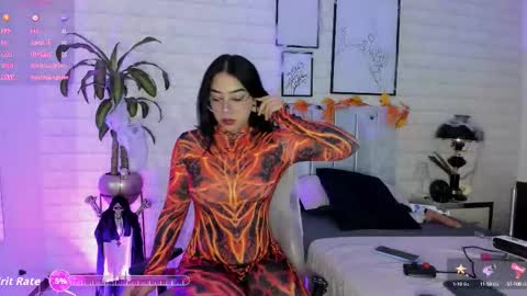  Lizzie  online show from 10, 10, 2025